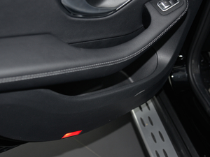 2018Ŀ GLC 260 4MATIC A g