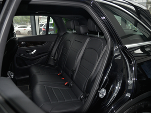 2018Ŀ GLC 260 4MATIC A g