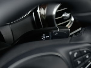 2018Ŀ GLC 260 4MATIC A п؅^