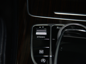 2018Ŀ GLC 260 4MATIC A п؅^