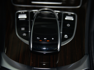 2018Ŀ GLC 260 4MATIC A п؅^