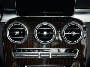 2018Ŀ GLC 260 4MATIC A п؅^