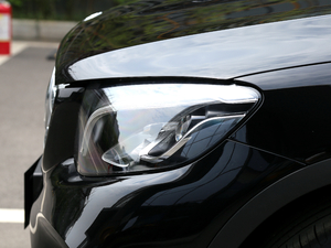 2018Ŀ GLC 260 4MATIC A ^