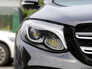 2018Ŀ GLC 260 4MATIC A ^