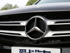 2018Ŀ GLC 260 4MATIC A ^