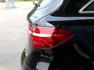 2018Ŀ GLC 260 4MATIC A ^