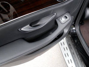 2018Ŀ GLC 260 4MATIC A g