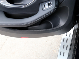 2018Ŀ GLC 260 4MATIC A g