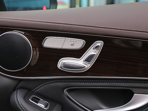 2018Ŀ GLC 260 4MATIC A g