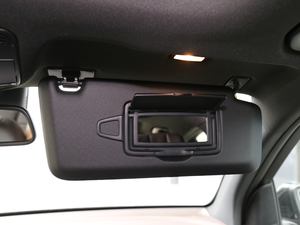 2018Ŀ GLC 260 4MATIC A g