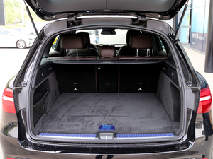 2018款改款 GLC 260 4MATIC 豪华型 行李厢空间