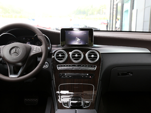 2018款改款 GLC 260 4MATIC 豪华型 中控台