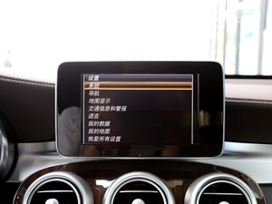 2018款改款 GLC 260 4MATIC 豪华型 中控区