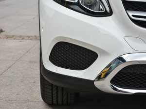 2018Ŀ GLC 200 4MATIC ^