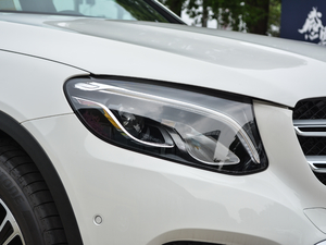 2018Ŀ GLC 200 4MATIC ^