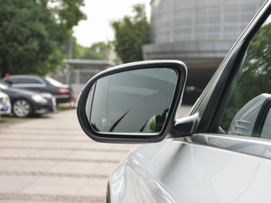 2018GLC 200 4MATIC (x)(ji)^