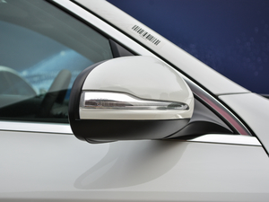 2018GLC 200 4MATIC (x)(ji)^