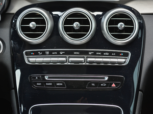 2018Ŀ GLC 200 4MATIC п؅^(q)