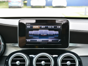 2018款改款 GLC 200 4MATIC 音响调节