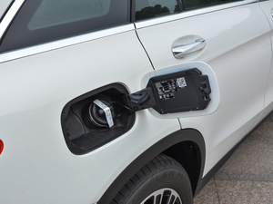 2018Ŀ GLC 260 4MATIC Ӹ w