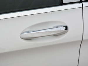 2018Ŀ GLC 260 4MATIC Ӹ {T