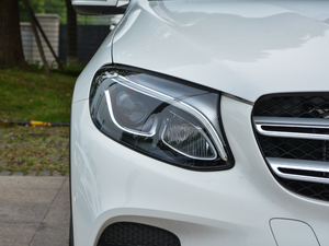 2018Ŀ GLC 260 4MATIC Ӹ ^