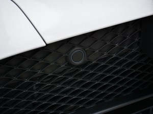 2018Ŀ GLC 260 4MATIC Ӹ ^