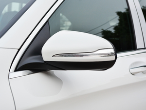 2018Ŀ GLC 260 4MATIC Ӹ ^