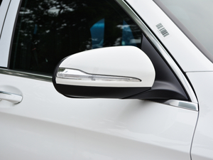 2018Ŀ GLC 260 4MATIC Ӹ ^