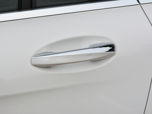 2018Ŀ GLC 260 4MATIC Ӹ ^