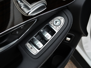 2018Ŀ GLC 260 4MATIC Ӹ {܇ƅ^(q)	