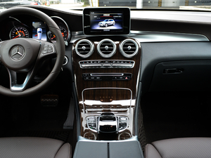 2018Ŀ GLC 260 4MATIC Ӹ п_