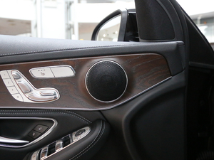 2018Ŀ GLC 300 4MATIC A g