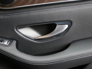2018款改款 GLC 300 4MATIC 豪华型 空间座椅