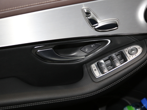 2018Ŀ GLC 260 4MATIC Ӹ g