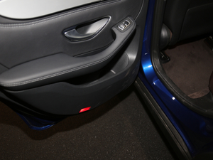 2018Ŀ GLC 260 4MATIC Ӹ g