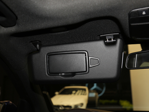 2018Ŀ GLC 260 4MATIC Ӹ g