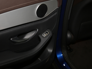 2018Ŀ GLC 260 4MATIC Ӹ п؅^