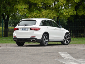 2018GLC 260 4MATIC A w^