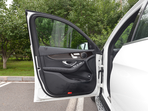 2018GLC 260 4MATIC A {λ܇T