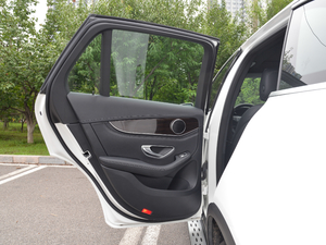 2018GLC 260 4MATIC A ܇T