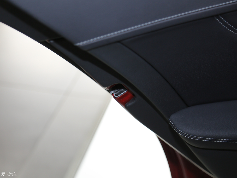 2018YC C 200 L \Ӱ