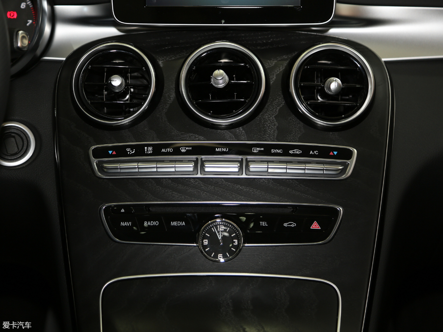 2018YC C 200 L \Ӱ