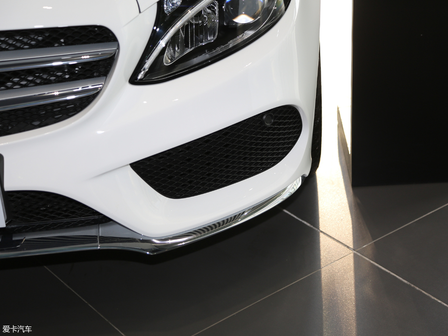 2018YC C 180 L Ӹ\Ӱ