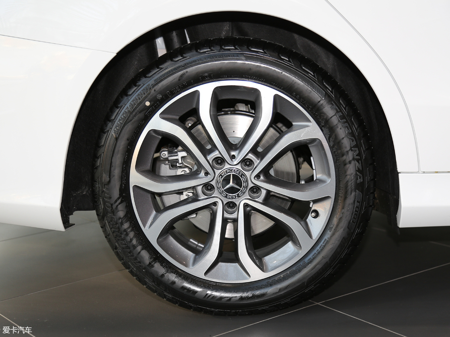 2018YC C 180 L Ӹ\Ӱ