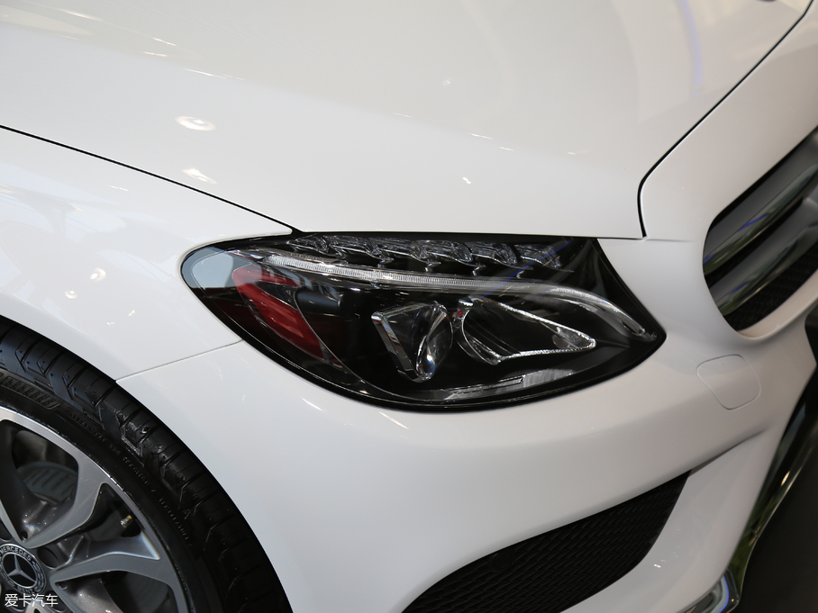 2018YC C 180 L Ӹ\Ӱ