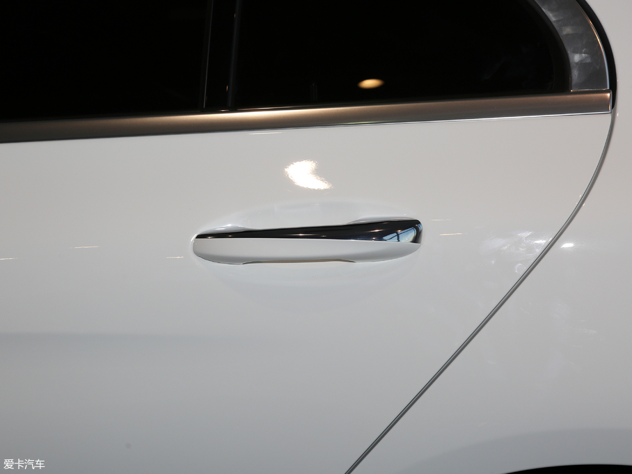 2018YC C 200  L 4MATIC \Ӱ