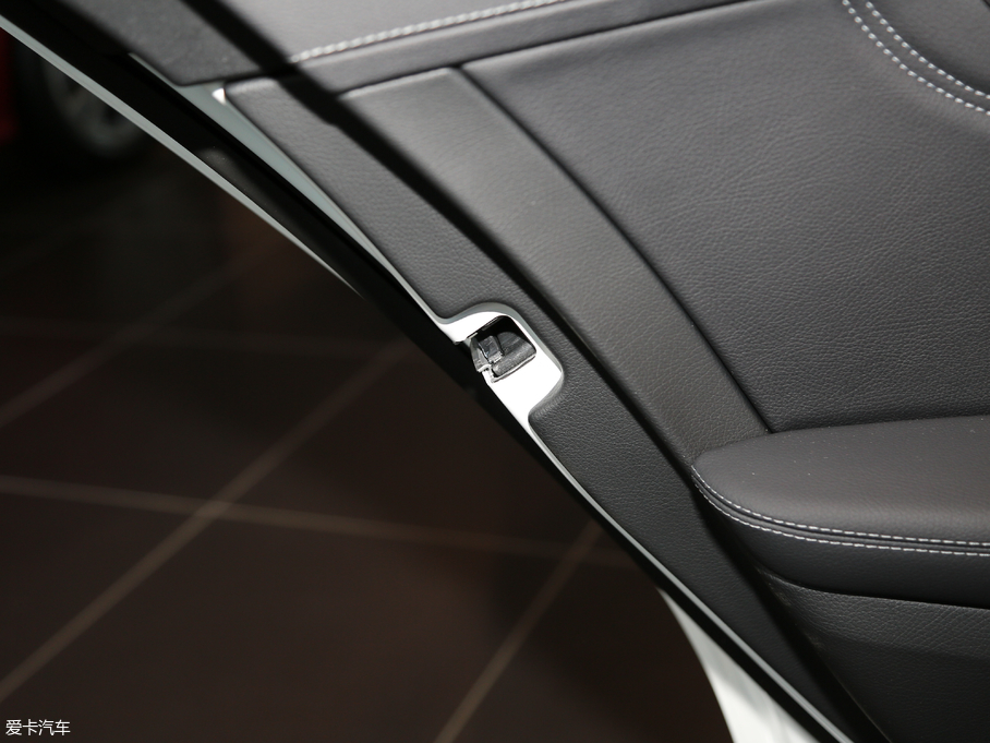 2018YC C 200  L 4MATIC \Ӱ