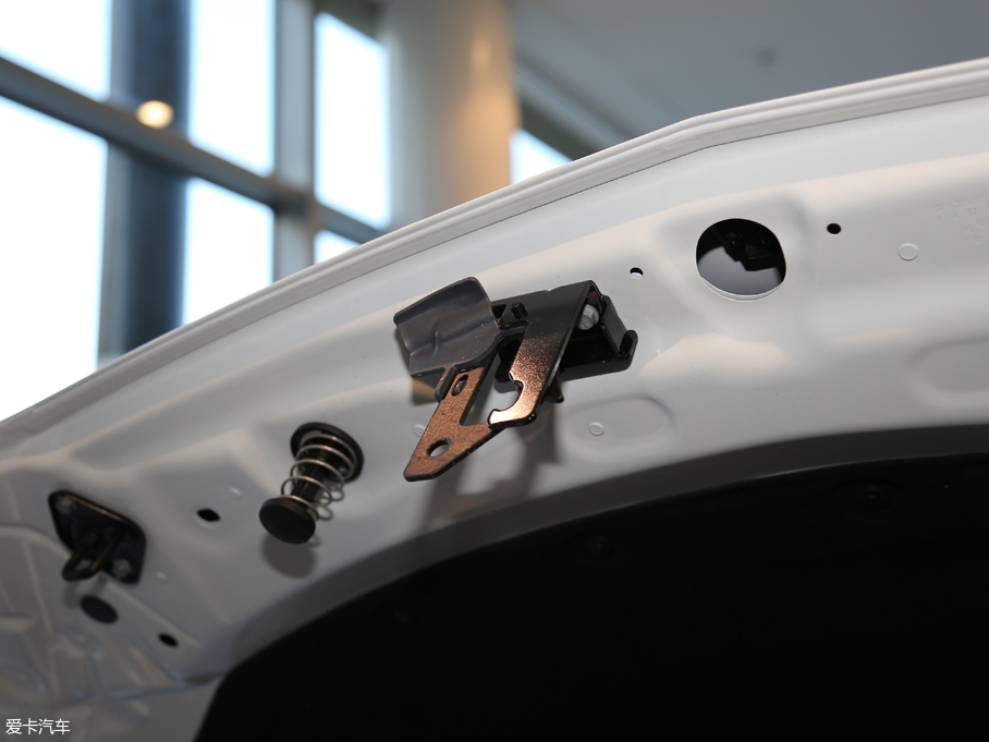 2018YC C 200  L 4MATIC \Ӱ