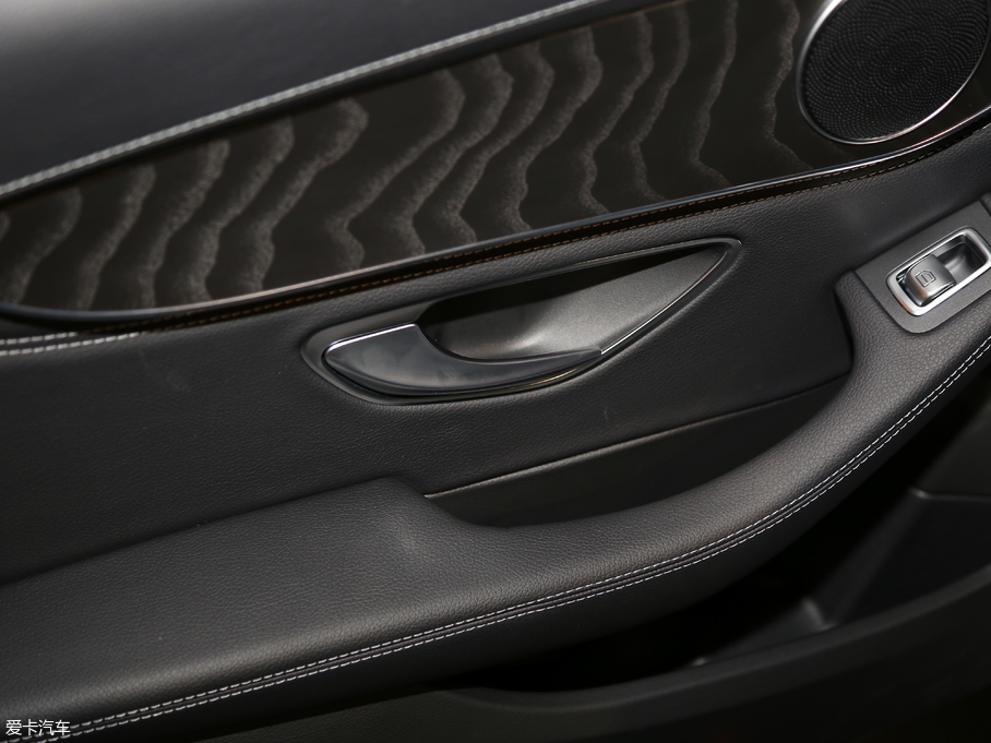 2018YC C 200 \Ӱ 4MATIC